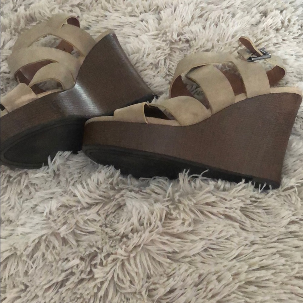 Wedges - Picture 3 of 3